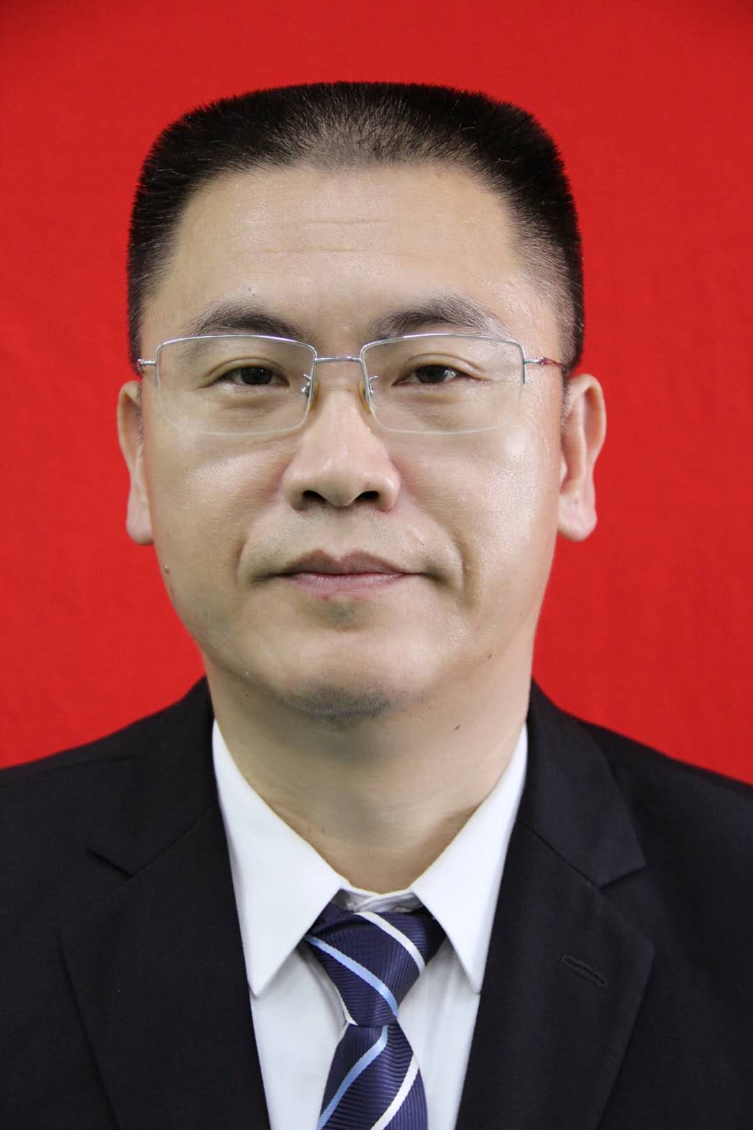 <b>张建平</b>