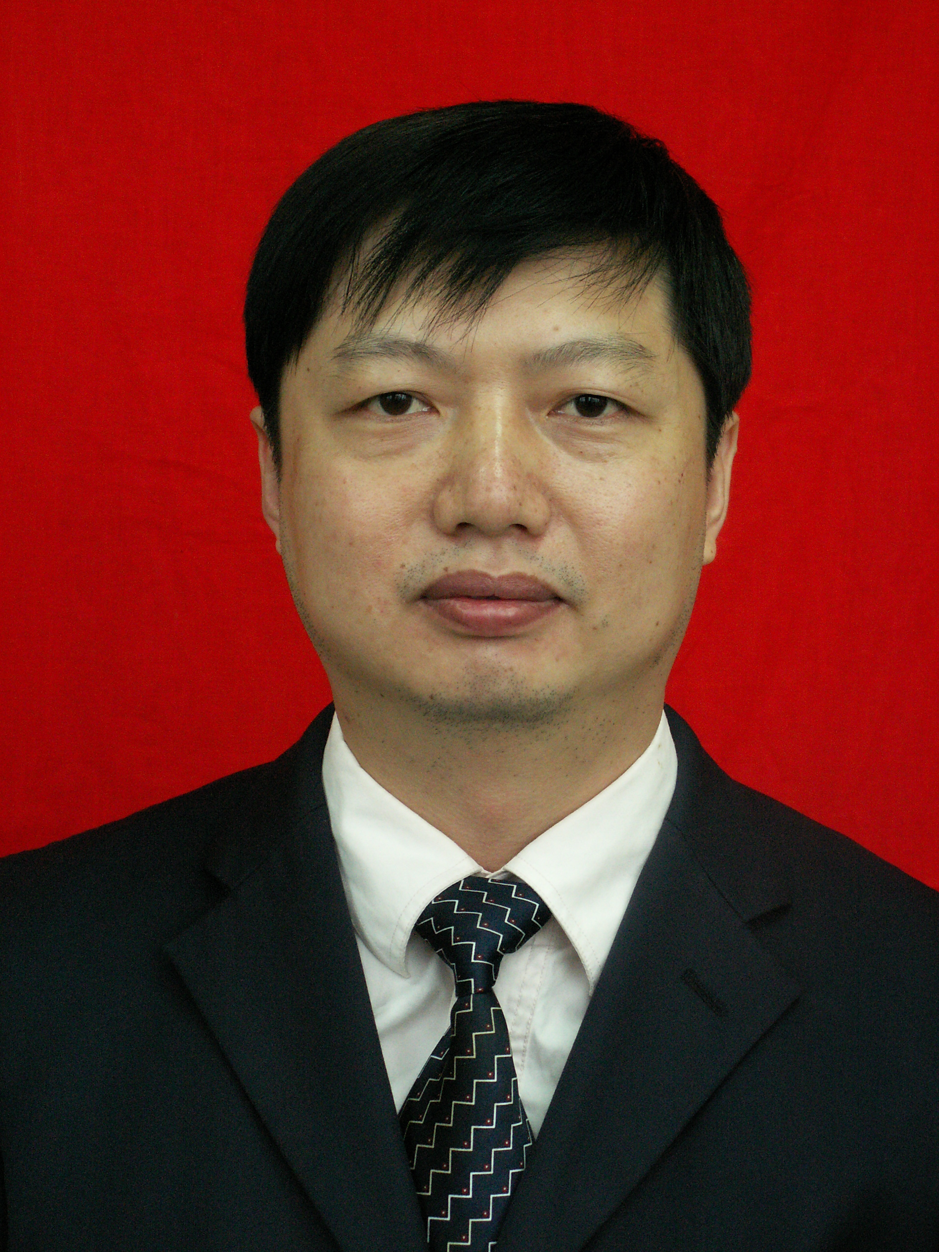 <b>傅义平</b>
