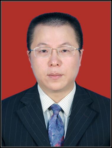<b>颜清权</b>
